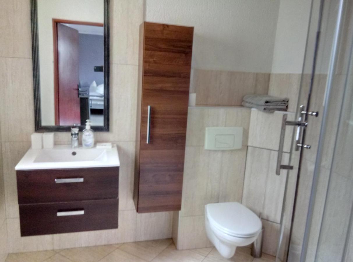Apartamenty Krzywe Okna Zielona Góra Kültér fotó